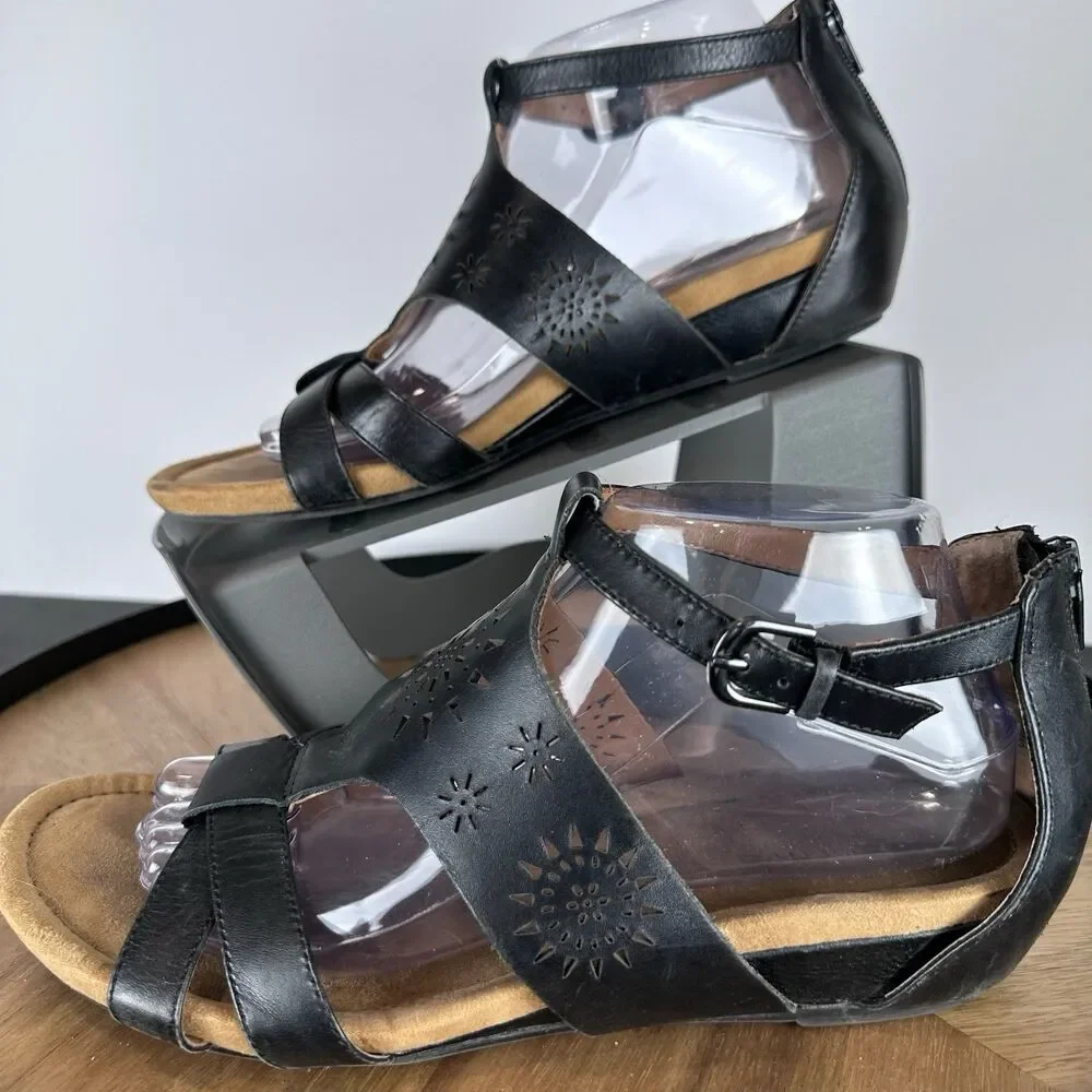 Comfortiva Womens Black Leather Ankle Strap 9M Comfort Sandal Sun Boho Y2K